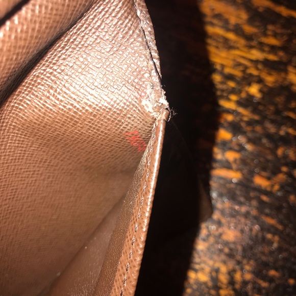 Certified AUTH. LV Porte Tresor Damier Wallet - Picture 6 of 8